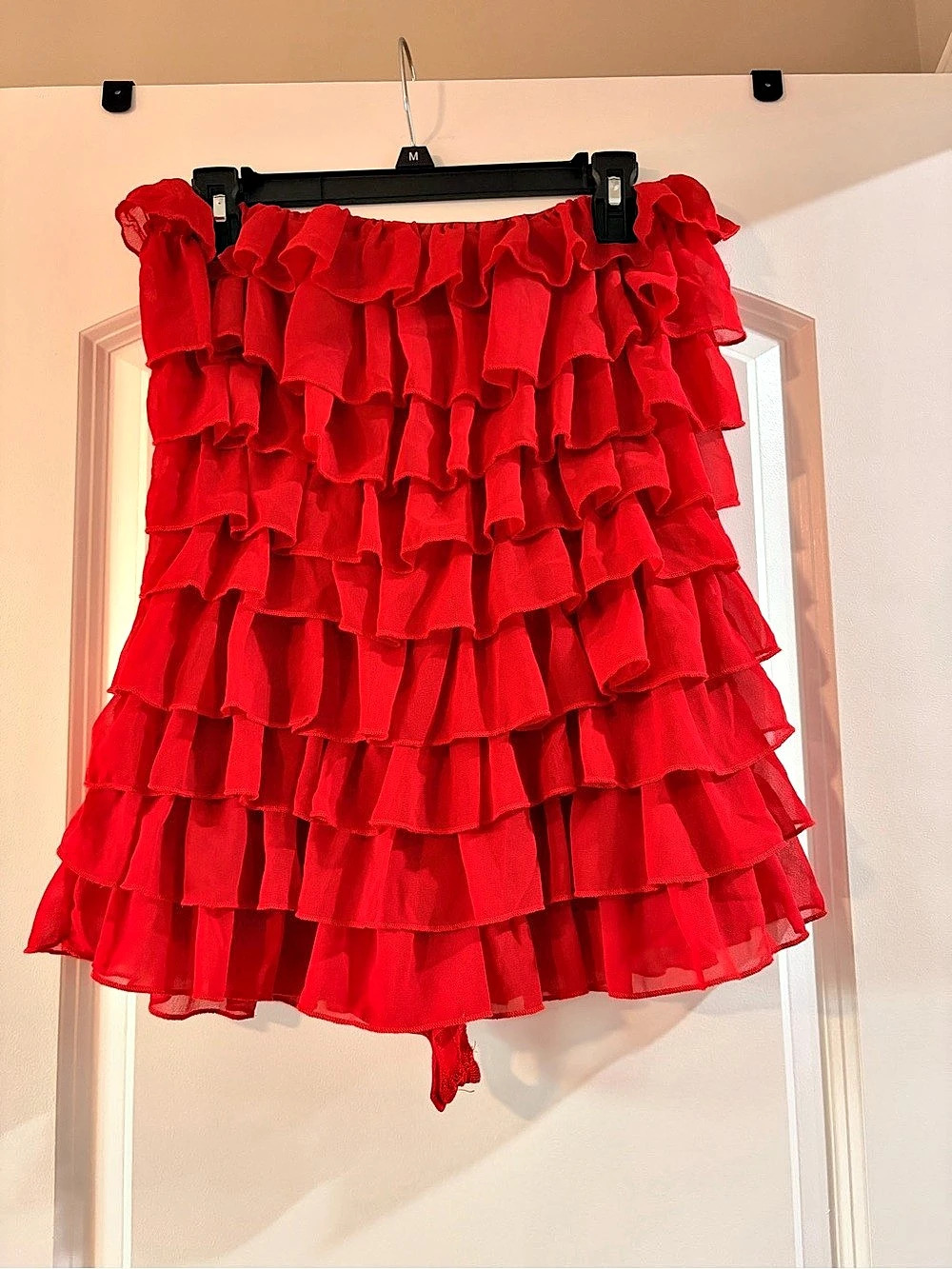 PrettyLittleThing Ruffle Romper in Red Size 4 NWT